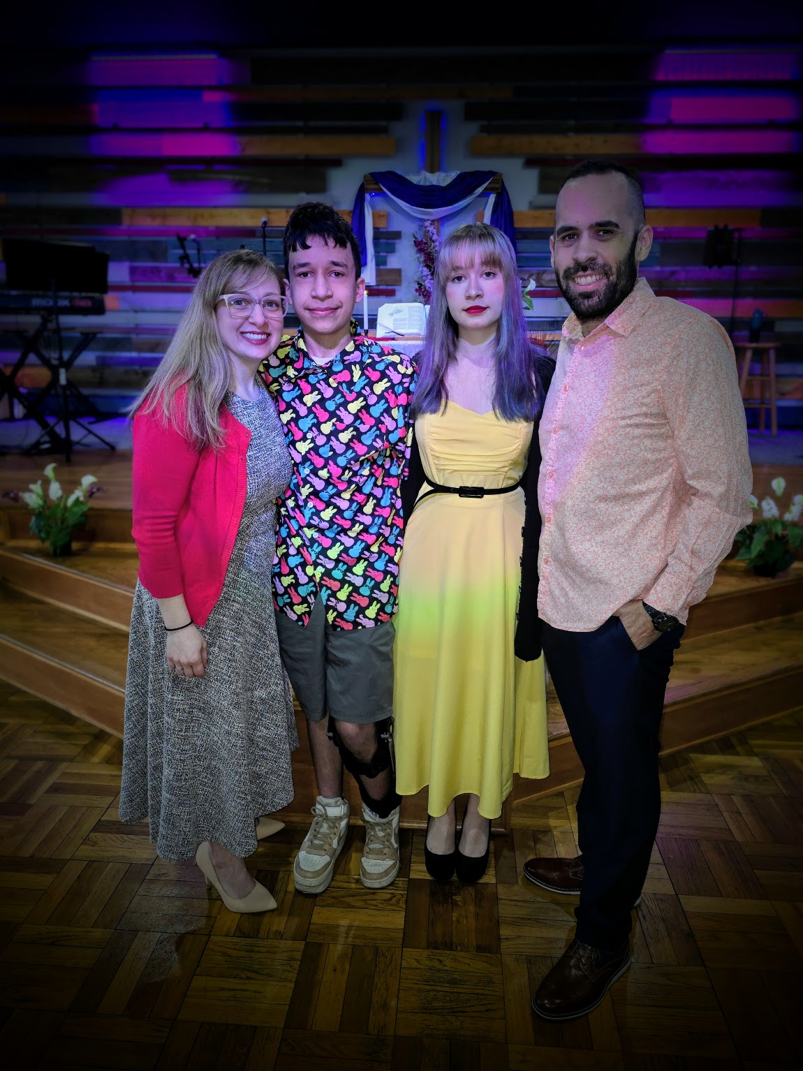 Joshua Luis Pereira with his wife Nancy and their children Hailey and Aiden